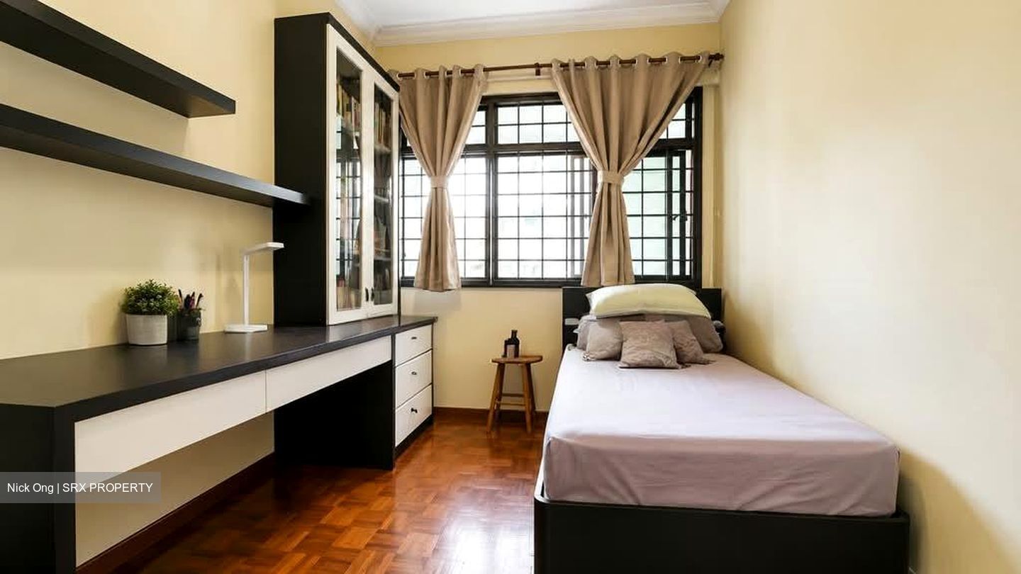 Bedok Ria (D16), Terrace #573644891
